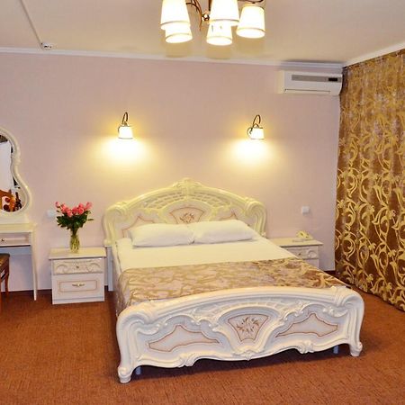 Molodezhnaya Hotel Omsk Zewnętrze zdjęcie
